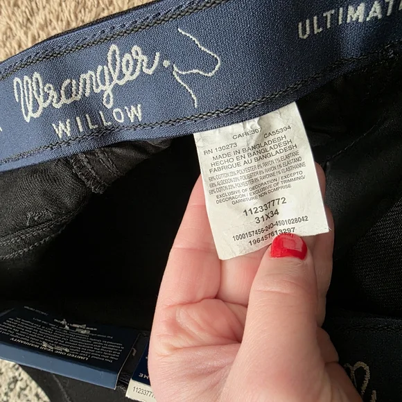 Wrangler Willow The Ultimate Riding Jeans Womens 31x34 Black NWT Western Rodeo - Picture 5 of 7